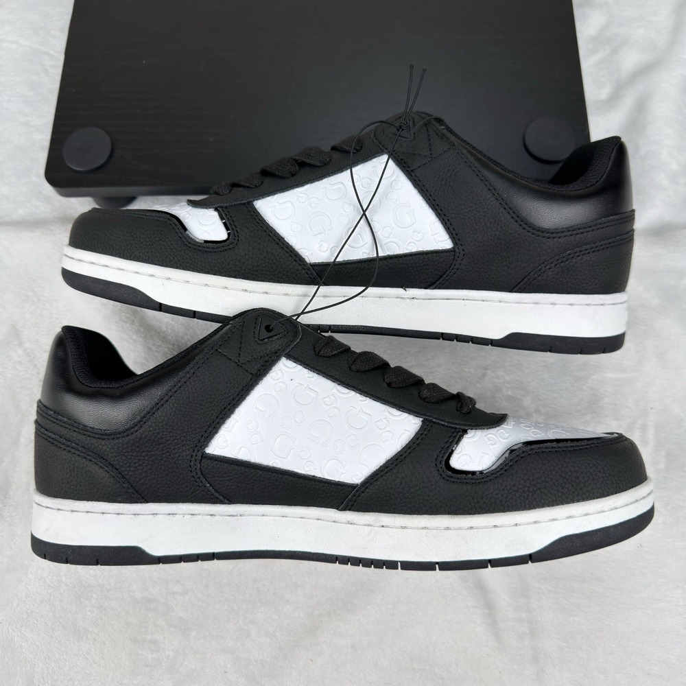 Guess Mens 11 M Tirry Black White Low Top Sneakers Embossed 4G Logo Lace Up New - Picture 6 of 11